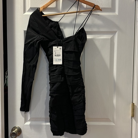 Zara Black Draped Dress - Picture 6 of 7